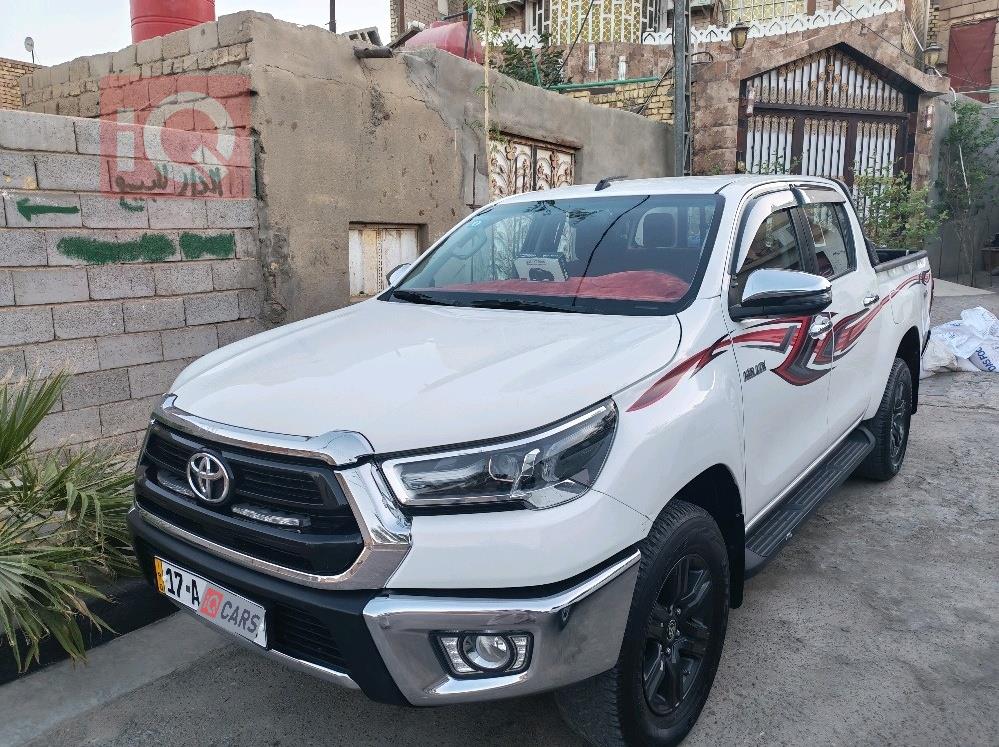 تويوتا هايلوكس